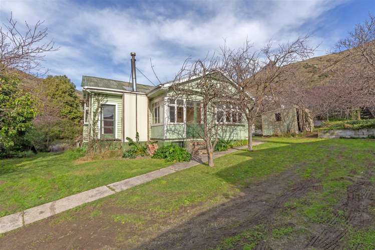 23 Port Hills Road Heathcote Valley_32