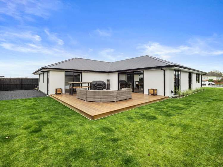 154 Trevors Road 10001_7