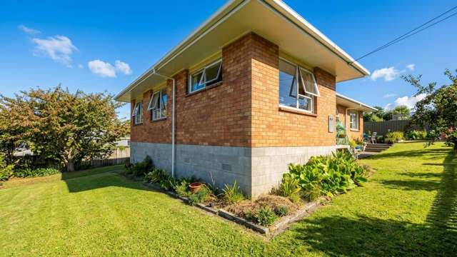 1 Glenfield Place Brookfield_1