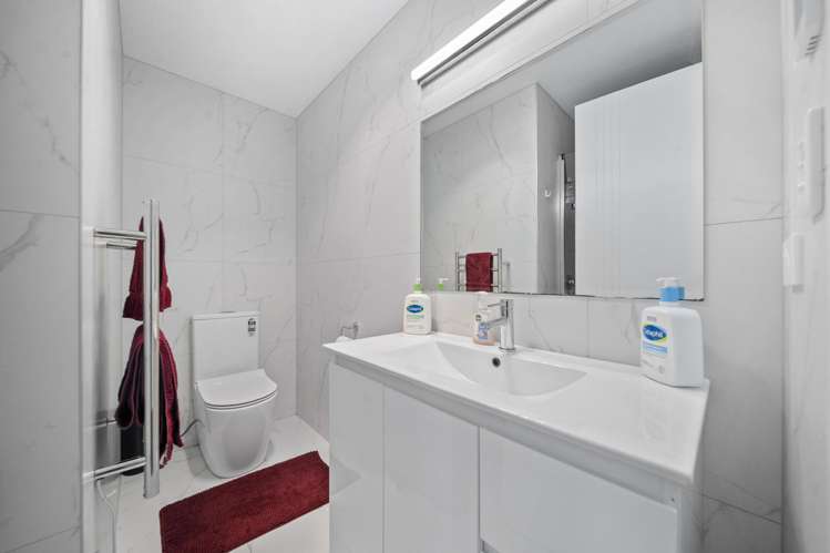 31 Tims Crescent Flat Bush_16