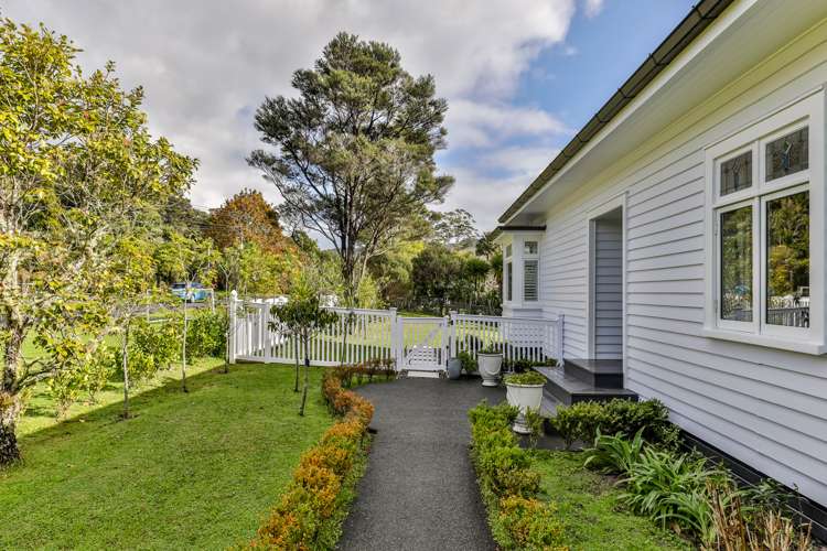 14 Landing Road Titirangi_26
