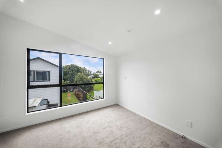 63 Gloria Avenue Te Atatu Peninsula_23