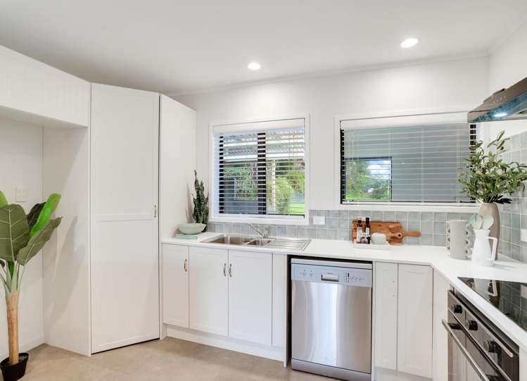2 Albert Street Hamilton East_6