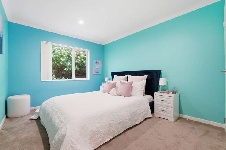 6 Viridian Lane Greenhithe_15