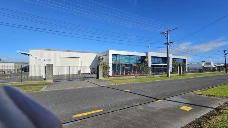 281-283 Heads Road Castlecliff_18