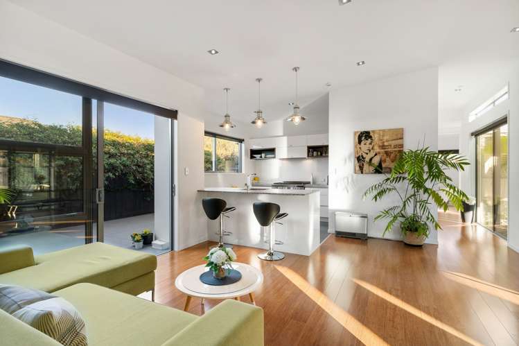 118 Oriental Parade Papamoa_6