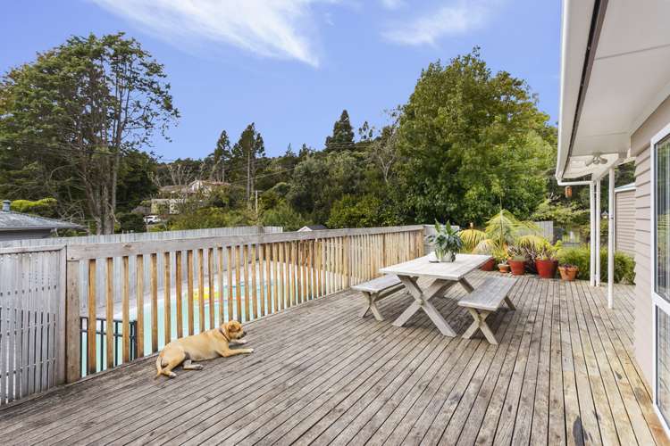 64 Woodfern Crescent Titirangi_22