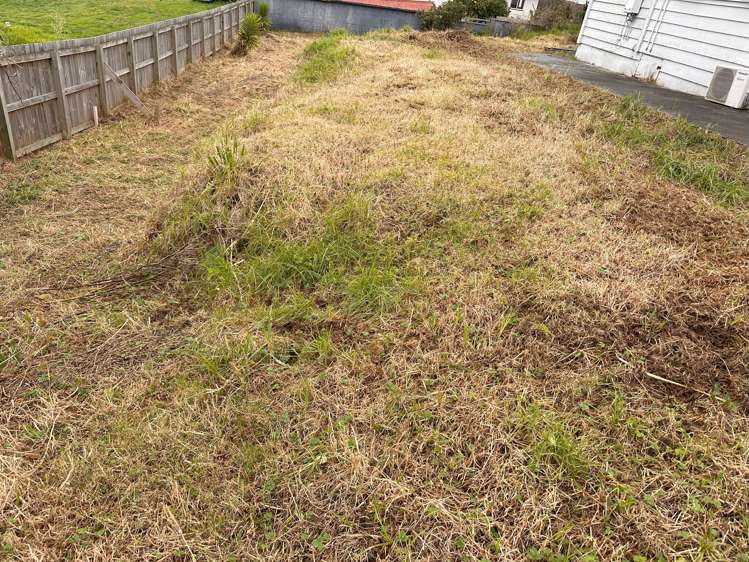 61 Blake Street Waitara_24