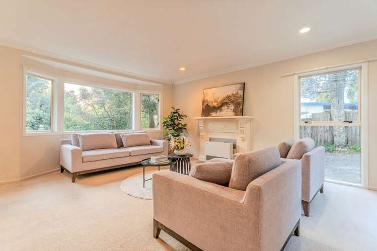 17 MacFarlane Street Hamilton East_6