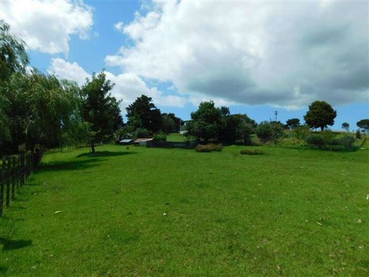 383 Brown Road Kaiwaka_18