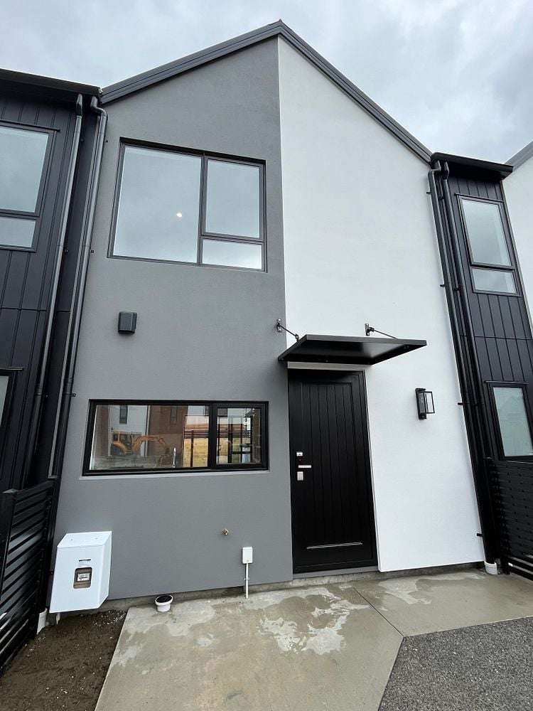 7 Doug Jensen Street_0