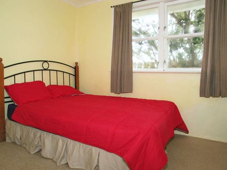 7 Wiltshire Place Cannons Creek_12