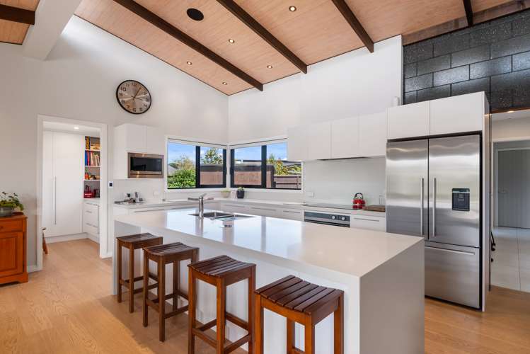 42 Grangewood Drive Lincoln_10