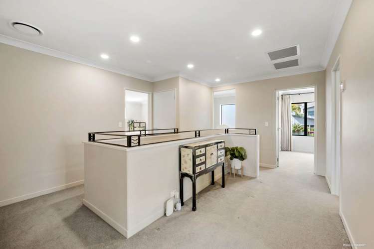 17 Oak Bark Drive Schnapper Rock_13