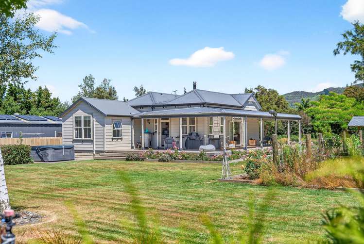216 Boundary Road Featherston_16