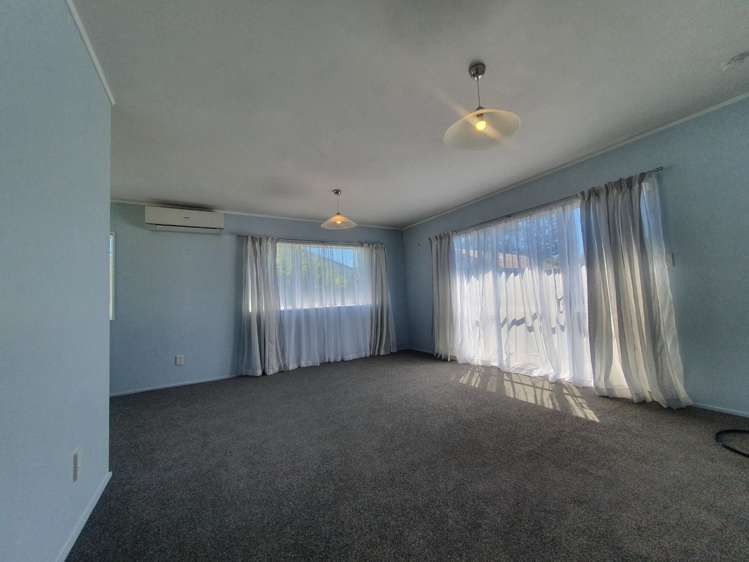 5/54 Lakeside Drive Orewa_2