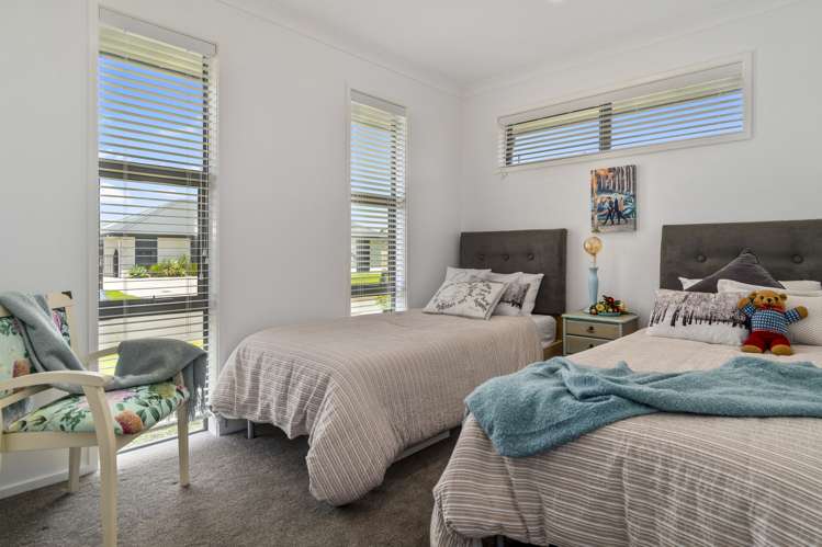 5 Cowell Crescent Pyes Pa_11