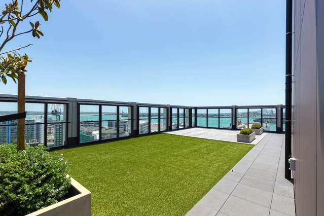 702/70 Anzac Avenue City Centre_4