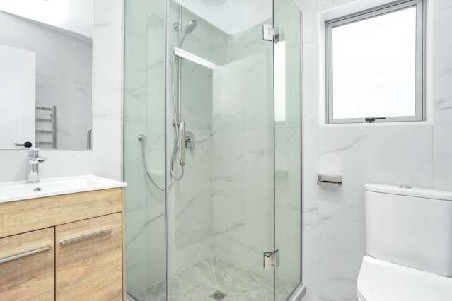 92B & 92D Luke Street Otahuhu_4