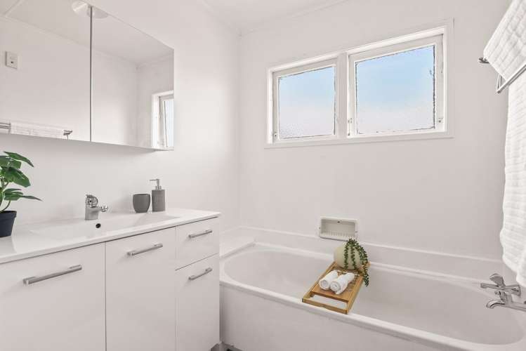 2 Beryl Place Pukehangi_19