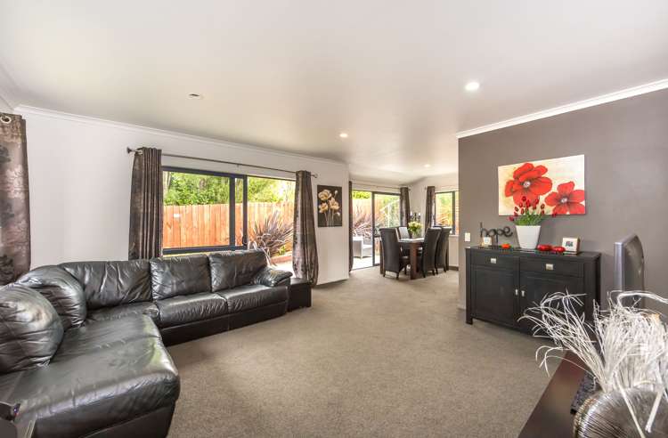 124b Brian Crescent Stanmore Bay_8