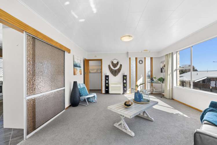 15 Clifton Drive Waitara_6