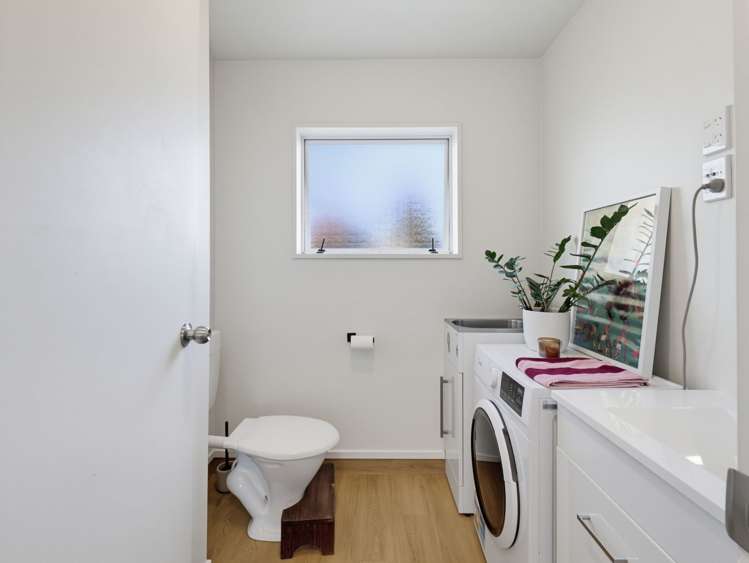 2/422 Wilsons Road North Waltham_11