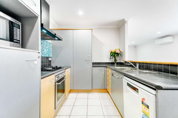 8 Avonglen Court Wattle Downs_10