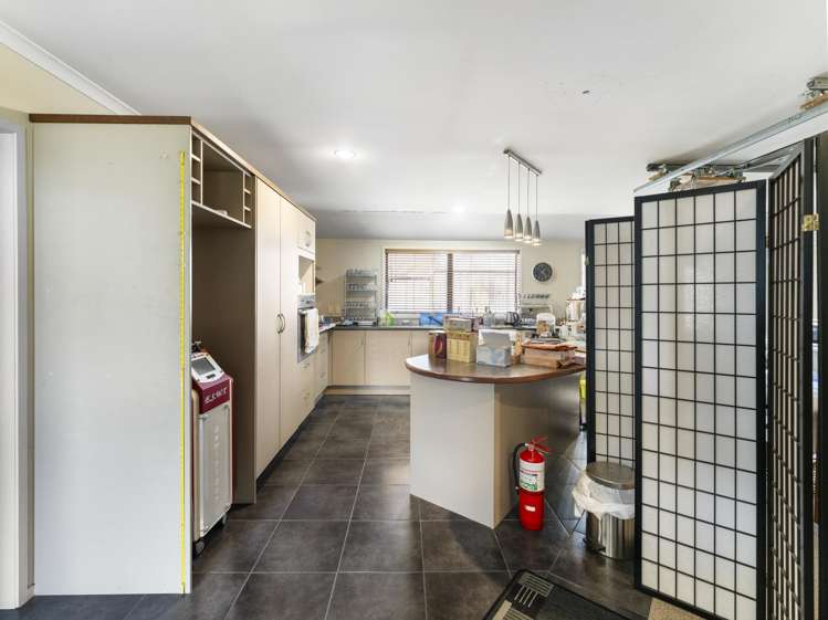 16 Barcaldine Road_3