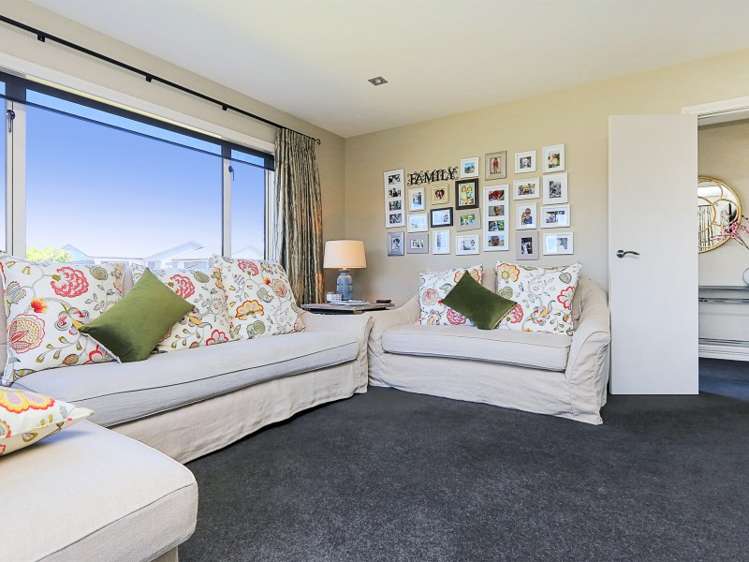 8 Tasman Drive Poraiti_11