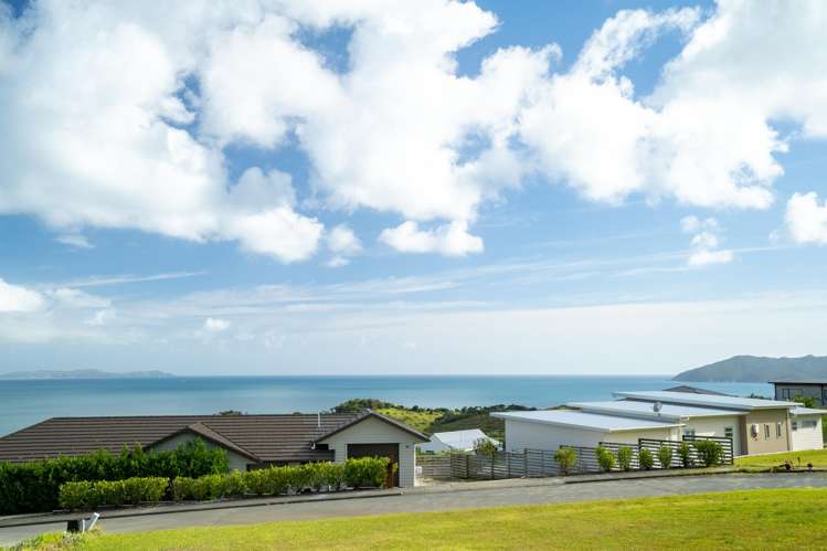 21 Eagles Way Cable Bay_9