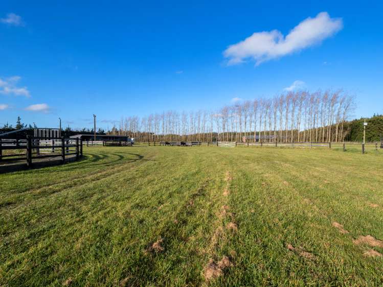 672 Highfield Road Burnham_33