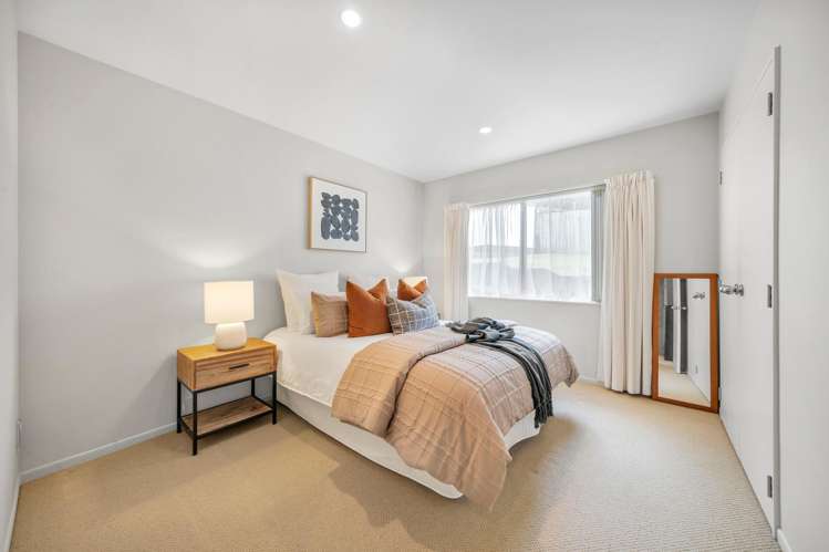 16 Leafield Crescent Henderson_31