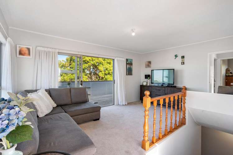 1/94 Chivalry Road Glenfield_9