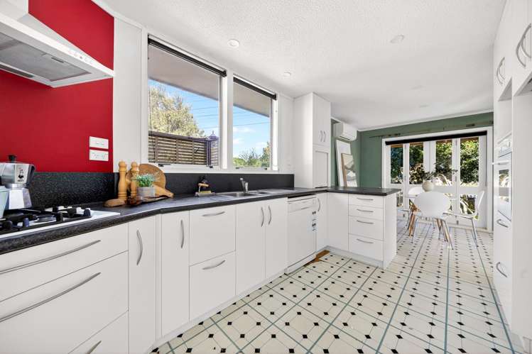 35 Lincoln Road Carterton_3