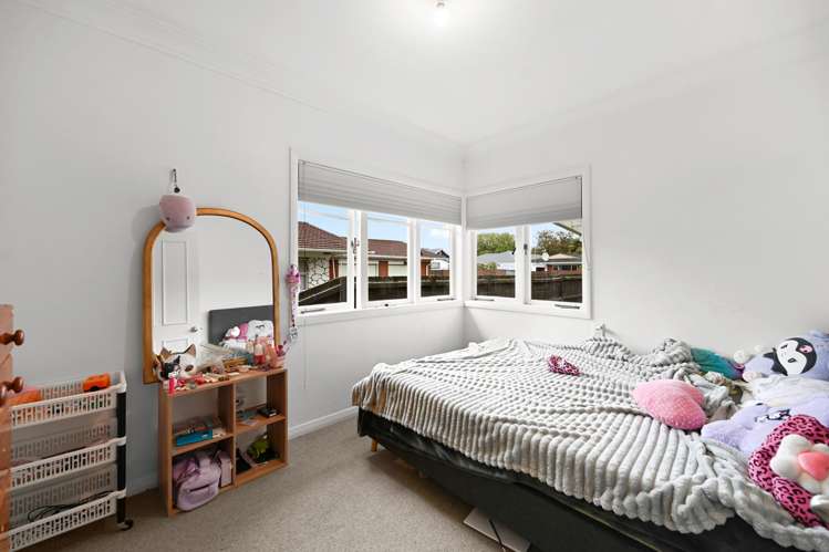 34 Campbell Street Leamington_10