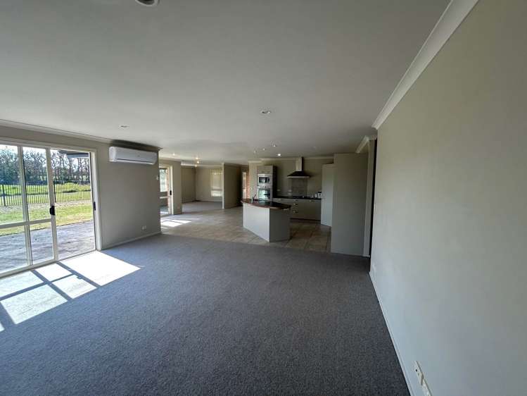 218 State highway 16 Whenuapai_8