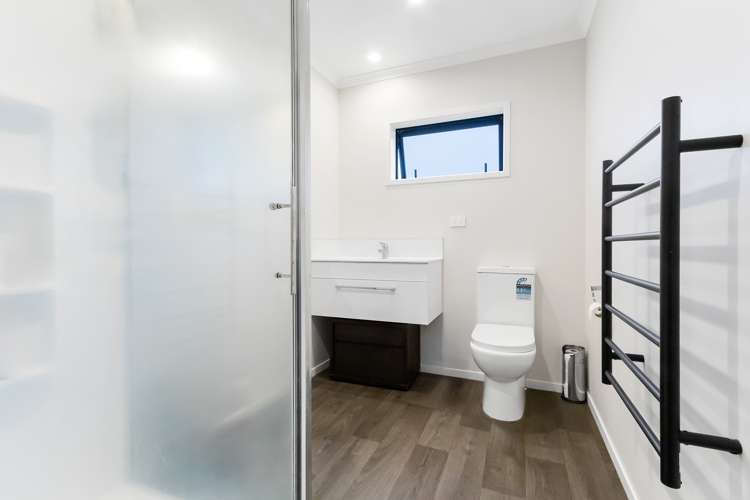 2/11 Shelley Jane Place Dinsdale_8