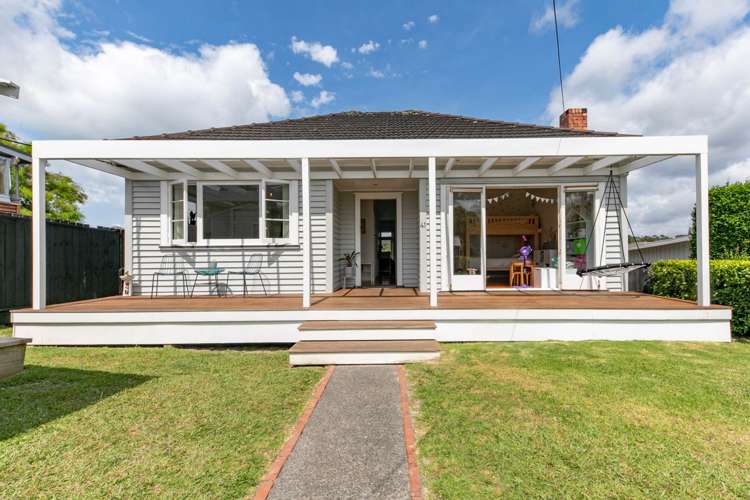 41 Willerton Avenue New Lynn_1