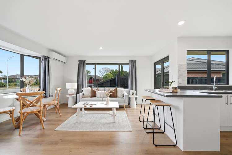 16 Excalibur Place_1