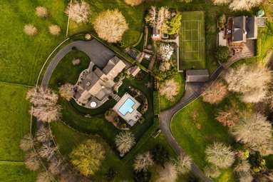 282 Woodside Road_3