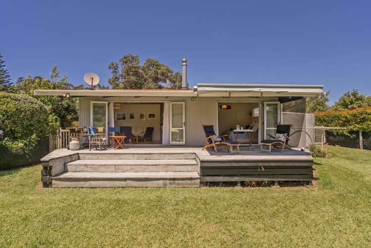 13 Wigmore Crescent Hahei_8