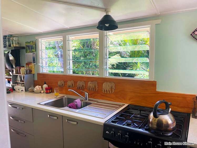 29 Cape Barrier Road Great Barrier Island (Aotea Island)_11