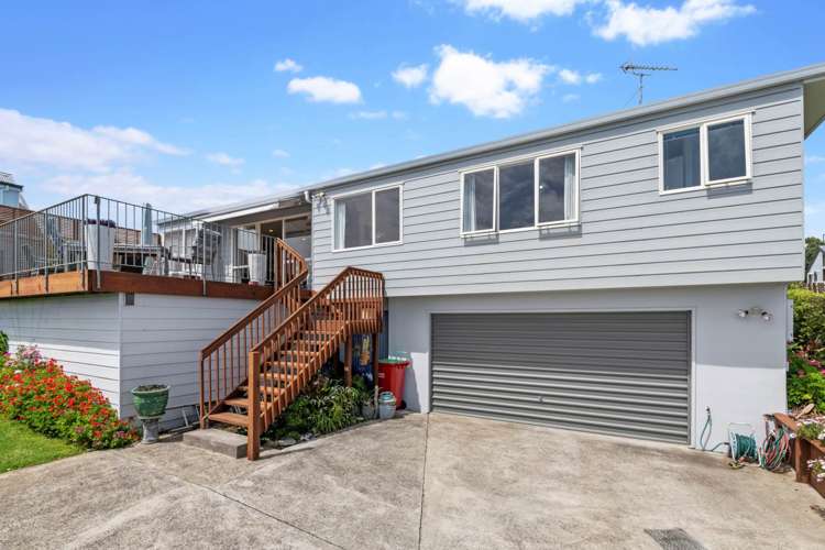 31b Pacific Parade Army Bay_2