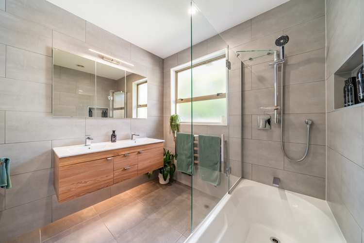 60 Waipounamu Drive Kelson_23