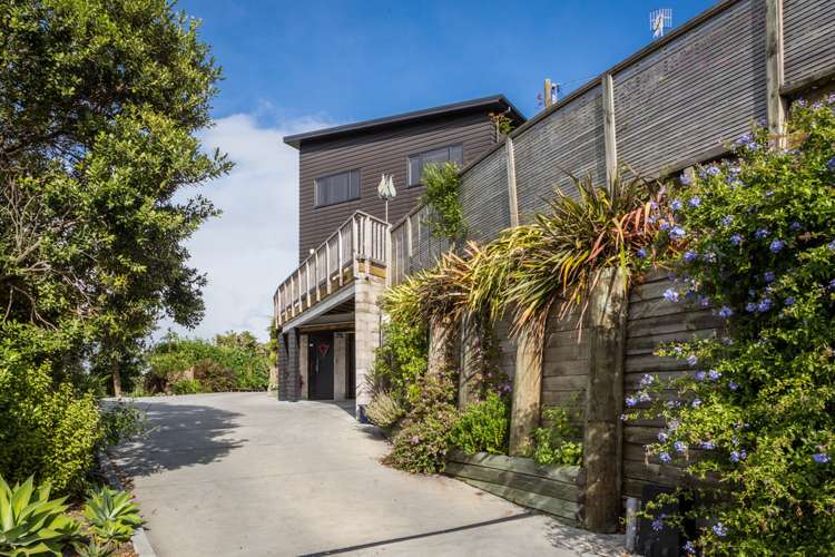 8 Fitzroy Road Bluff Hill_19