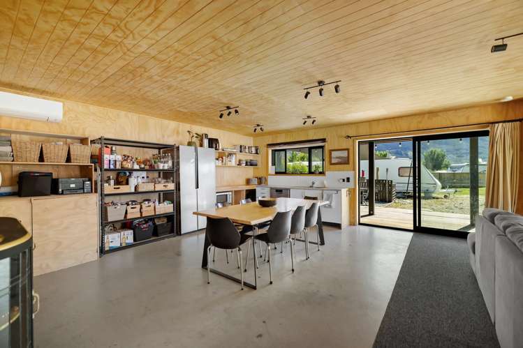 16 Lochburn Avenue Glenorchy_14