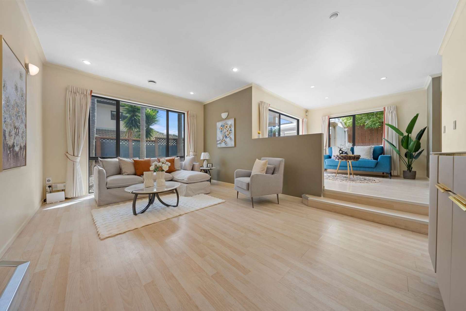 2/25 Thirlmere Rise Northpark Manukau City Houses for Sale One Roof