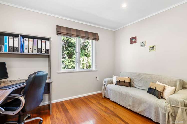53 Golf Road New Lynn_10