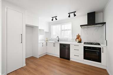 63 Oakfield Crescent_2